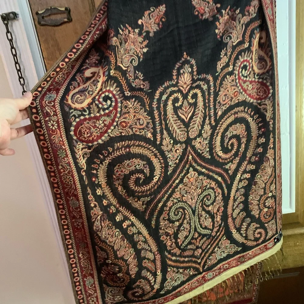 Italian blanket scarf, new!